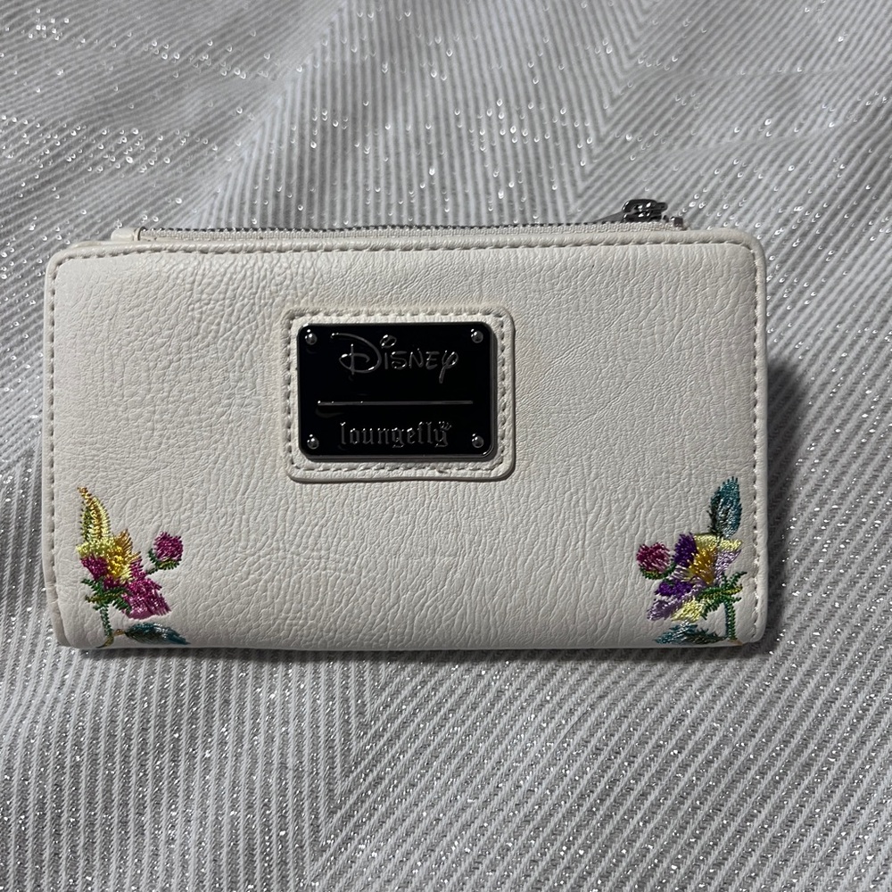 Loungefly White Floral Embroidered Wallet